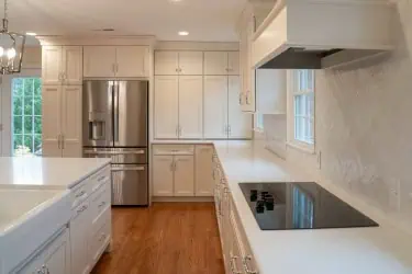 Click to enlarge featured kitchen projects