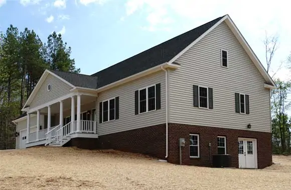 One level custom home with basement Appomattox, Virginia